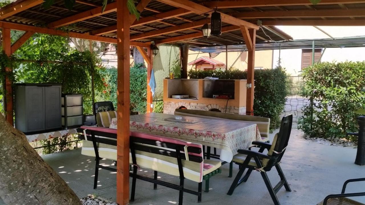 Apartments Vera Барбарига Екстериор снимка